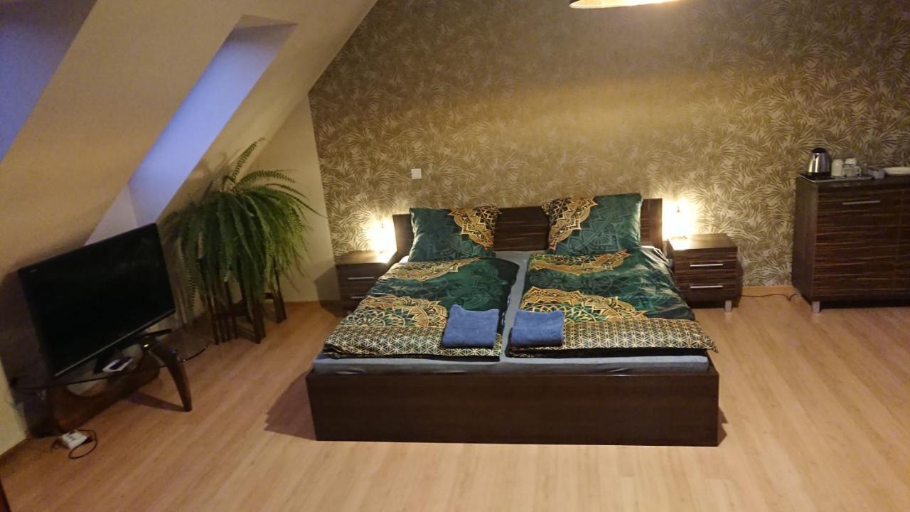 Dionizy Hotel Kosakowo Buitenkant foto