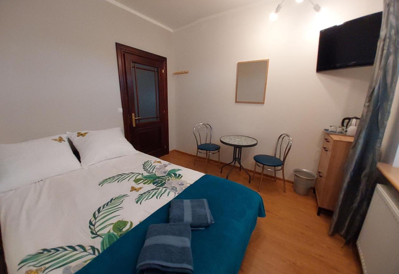 Dionizy Hotel Kosakowo Buitenkant foto
